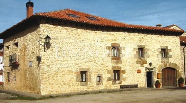 Revilla de Pomar. Palencia. Hotel Rural y Restaurante en venta