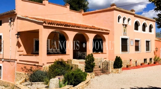 Alicante. Casa rural en venta. Agres. Sierra Mariola