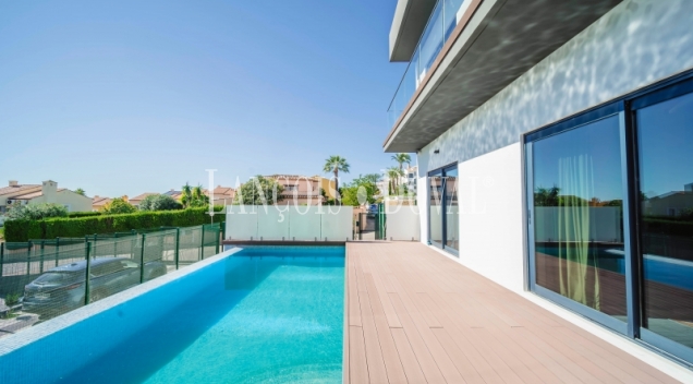 Villa excelusiva en venta Mijas Costa. Calahonda cerca de la Playa