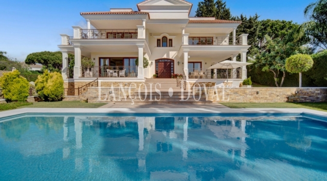 Marbella. Villa exclusiva en venta. Hacienda Las Chapas