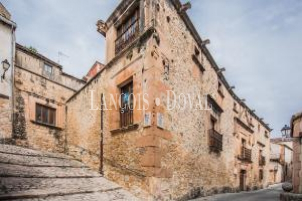 Sepúlveda. Casa palacio señorial en venta ideal eventos o proyecto turístico.