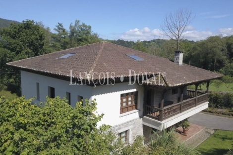 Asturias. Chalet Rústico De Piedra En Venta. Arriondas. Parres ...