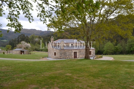 Ourol. Lugo. Casa señorial en venta.