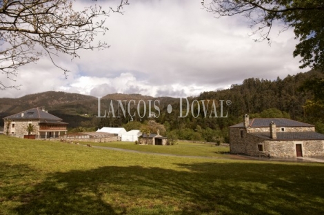 Ourol. Lugo. Casa señorial en venta.