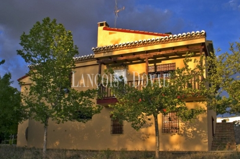 Huéscar. Granada Finca y cortijo en venta