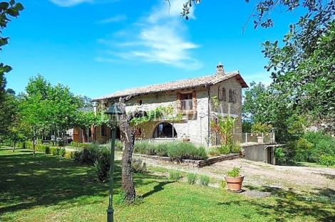 Aínsa Sobrarbe. Casa rústica en venta. Olsón. Huesca