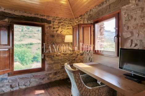 Casa rural en venta en Castilla León entre Soria y La Rioja.