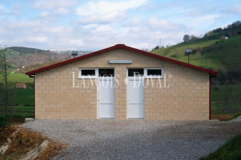 Cantabria. Finca ecuestre en venta. Santibáñez. Villacarriedo.