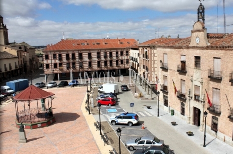 Arévalo. Ávila. Singular casa rural para grupos en venta. Centro histórico.