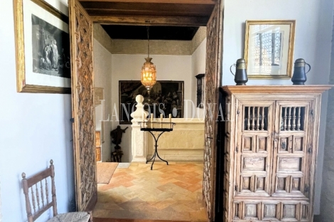 Córdoba. Un histórico palacio en venta.