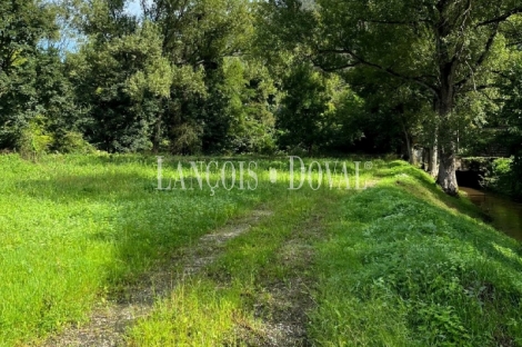 Cantabria. Casona y central hidroeléctrica en venta. Valle de Buelna.