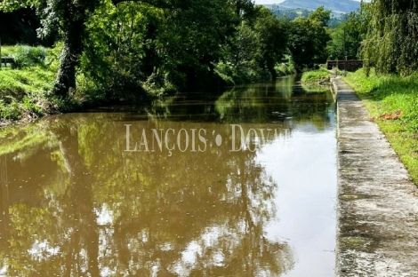 Cantabria. Casona y central hidroeléctrica en venta. Valle de Buelna.