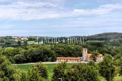 Santander. Casa Palacio en venta. Marina de Cudeyo.