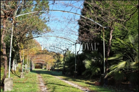 A Coruña. Un pazo histórico en venta en Aldea Leboráns. Ames