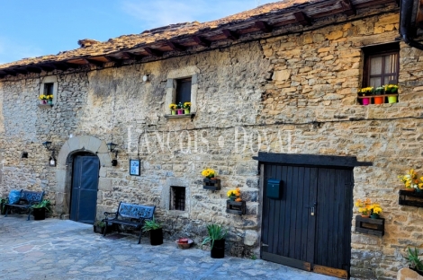 Huesca. Albergue rural en venta. Botaya.