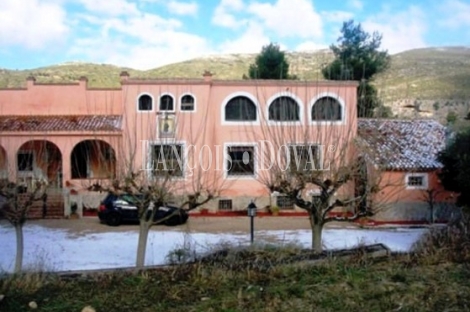 Alicante. Casa rural en venta. Agres. Sierra Mariola