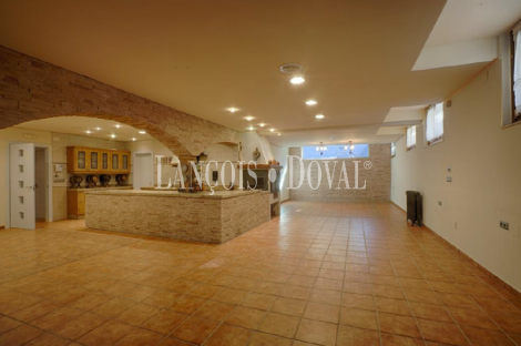 León. Las Eras de Renueva. Exclusiva casa en venta.