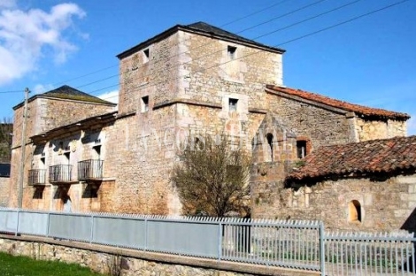 León. Comarca de Babia. Casa Palacio en venta. Villasecino.