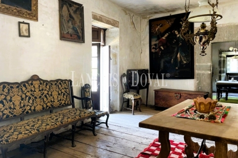 León. Comarca de Babia. Casa Palacio en venta. Villasecino.