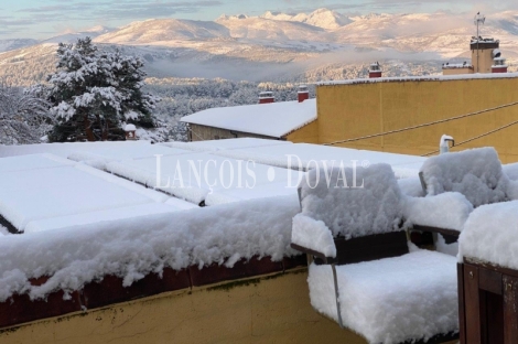 Spa en venta Sierra de Gredos. Ávila. Centro hidrotermal con vivienda.