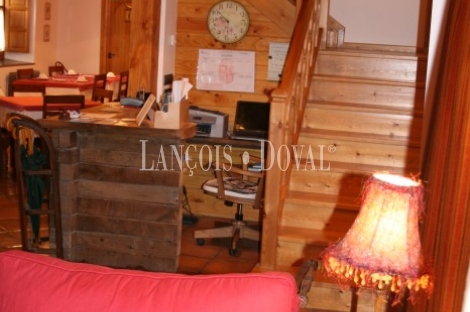 León. Vegacerneja Hotel rural en venta