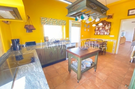 Torrox. Málaga. Fantastica Villa en venta. Excelentes vistas. Ideal inversión.