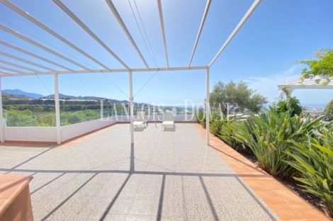 Torrox. Málaga. Fantastica Villa en venta. Excelentes vistas. Ideal inversión.