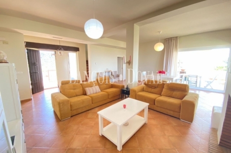 Torrox. Málaga. Fantastica Villa en venta. Excelentes vistas. Ideal inversión.