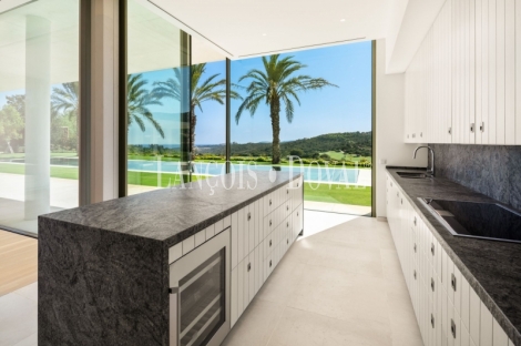 Villa exclusiva en venta. Golf Finca Cortesín. Un lujo en La Costa Del Sol