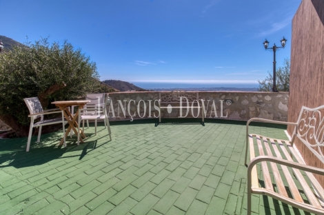 Mijas. Exclusiva villa en venta con vistas panorámicas al mar.