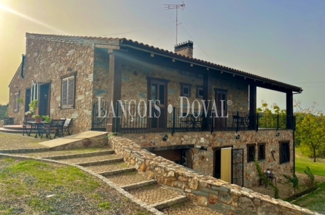 Badajoz. Finca olivar y viñedo en venta. La Codosera, Ideal casa rural