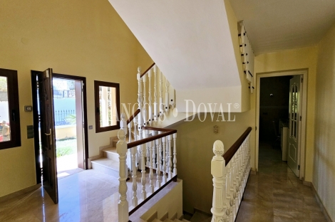 Villa en venta. Marbella. Las Chapas