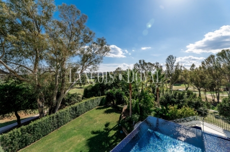 Marbella. Villa de lujo en venta. Nueva Andalucia junto campo de Golf.