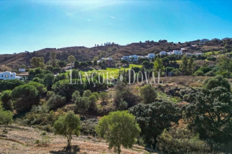 Parcelas en venta en Manilva con vistas al mar. Bahía Las Rocas