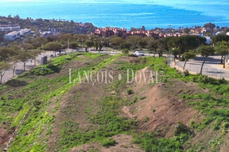 Parcelas en venta en Manilva con vistas al mar. Bahía Las Rocas