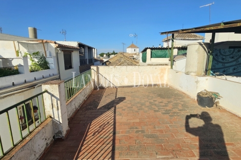 Coín. Casa de pueblo a reformar en venta. Casco antiguo.