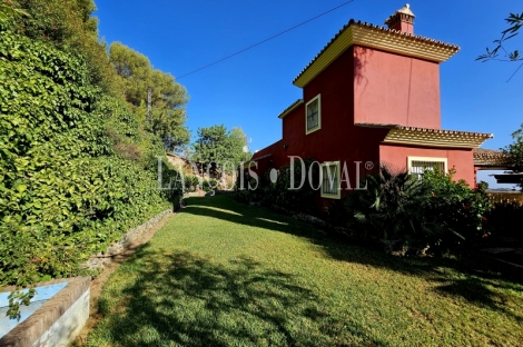 Monda. Málaga. Villa en venta con 6.000 m2 de parcela.