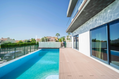 Villa exclusiva en venta Mijas Costa. Calahonda cerca de la Playa