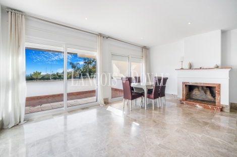 Marbella. Santa Clara golf. Casa adosada en venta.