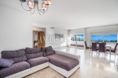 Marbella. Santa Clara golf. Casa adosada en venta.