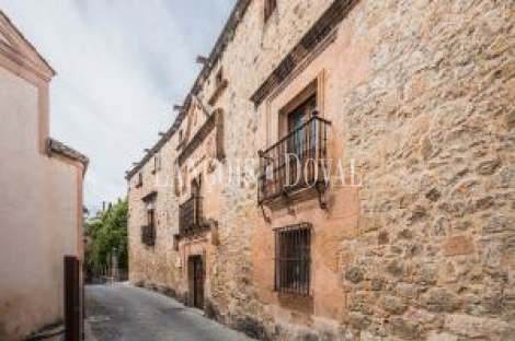 Sepúlveda. Casa palacio señorial en venta ideal eventos o proyecto turístico.