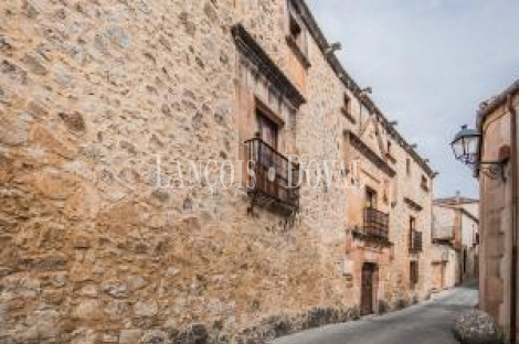 Sepúlveda. Casa palacio señorial en venta ideal eventos o proyecto turístico.