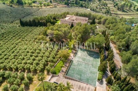 Mallorca. Finca exclusiva en venta. Puigpunyent, Sierra de Tramuntana.