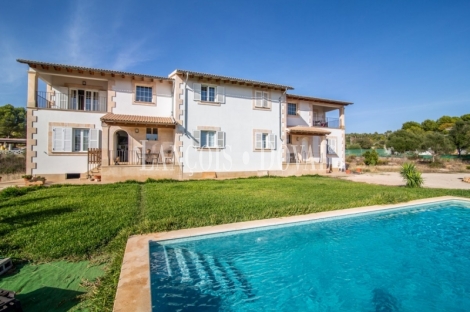 Palma de Mallorca. Chalet exclusivo en venta Urbanización de Puntiró, 