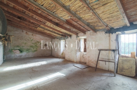 Artà, Mallorca. Gran finca rústica en venta con casa para reformar.