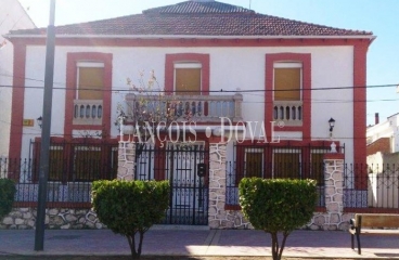 Casa señorial en venta. Villarejo de Salvanés. Madrid