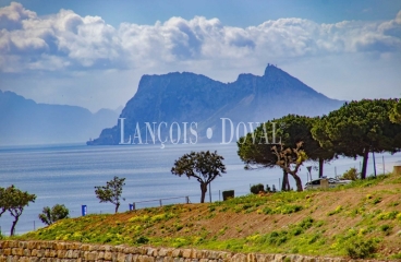 Parcelas en venta en Manilva con vistas al mar. Bahía Las Rocas