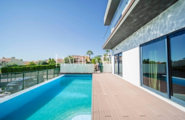 Villa exclusiva en venta Mijas Costa. Calahonda cerca de la Playa