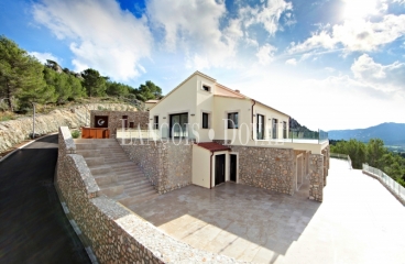 Atalaya de Canyamel. Villa en venta junto golf. Capdepera. Mallorca chalets de lujo.