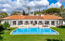 Marbella. Hacienda Las Chapas. Gran Villa en venta con fantásticas vistas al mar